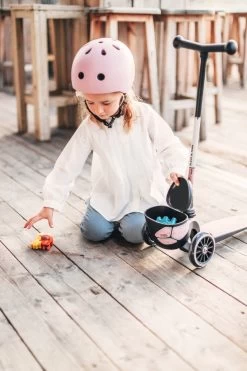 Scoot And Ride Led Rose Highwaykick 2 Step SR-96528 -Babywinkel Verkoop Scoot and Ride Led Rose Highwaykick 2 Step SR 96528 .sfeer 2
