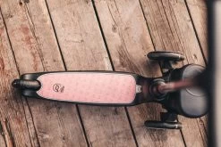 Scoot And Ride Led Rose Highwaykick 2 Step SR-96528 -Babywinkel Verkoop Scoot and Ride Led Rose Highwaykick 2 Step SR 96528 .sfeer 3