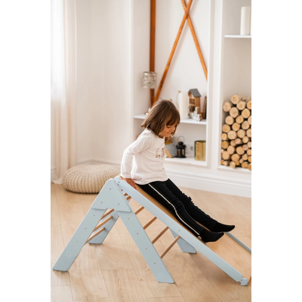 Luna Toys Blauw Houten Klimrek Met Glijbaan LU-36967 7 Luna Toys Blauw Houten Klimrek Met Glijbaan LU-36967 - Afbeelding 5