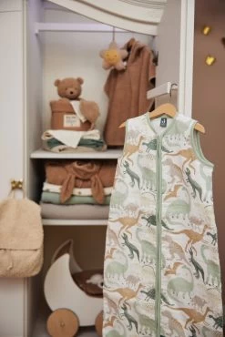 Jollein Dino 70 Cm Hydrofiel Zomerslaapzak 048-510-67025 -Babywinkel Verkoop jollein dino hydrofiel zomerslaapzak 048 529 67025 4