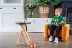 Ding Jamie Velvet Okergeel Kinderfauteuil DI-34201 -Babywinkel Verkoop mamaloes ding jamie 02