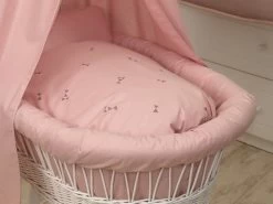 MamaLoes Pure Roze Deluxe Wit Baby Wiegje 80634 -Babywinkel Verkoop mamaloes pure roze deluxe wit baby wiegje 80634 1