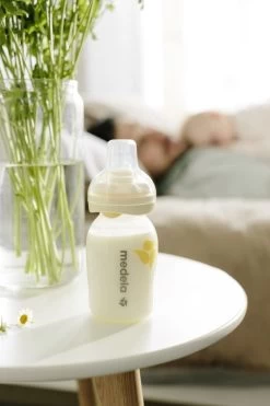 Medela Calma Moedermelkfles 150 Ml 008.0125 15 Medela Calma Moedermelkfles 150 Ml 008.0125 -Babywinkel Verkoop medela calma moedermelkfles 5