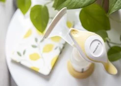 Medela Harmony Handborstkolf 101041154 10 Medela Harmony Handborstkolf 101041154 -Babywinkel Verkoop medela harmony sfeer3