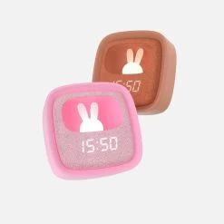 MOB Billy Marshmallow Klok En Nachtlampje BILLY-MARSH-01 9 MOB Billy Marshmallow Klok En Nachtlampje BILLY-MARSH-01 -Babywinkel Verkoop mob billy chocolate klok en nachtlampje billy sfeer