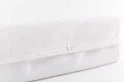 Doomoo Rest Easy Klein Hellend Vlak Kussen 30 Cm 40 040 008 -Babywinkel Verkoop rest easy small detail fabric