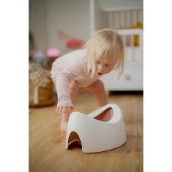 Tega Baby Teggi Pink/Grey Potje TI-001-123-106 -Babywinkel Verkoop teggi potty sfeer 6