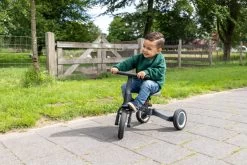 Topmark Kaya Olijf Groen 4-in-1 Loopfiets T6079.green06 -Babywinkel Verkoop topmark kaya 4 in 1 loopfiets 1 1