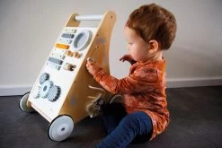 Tryco Houten Activiteiten Loopwagen TR-303012 -Babywinkel Verkoop tryco houten activiteiten loopwagen06